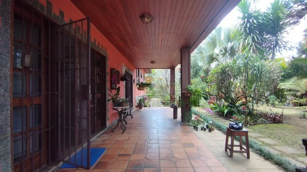 Imagem Casa em Condomínio para Venda em Teresópolis / RJ no bairro Green Valley