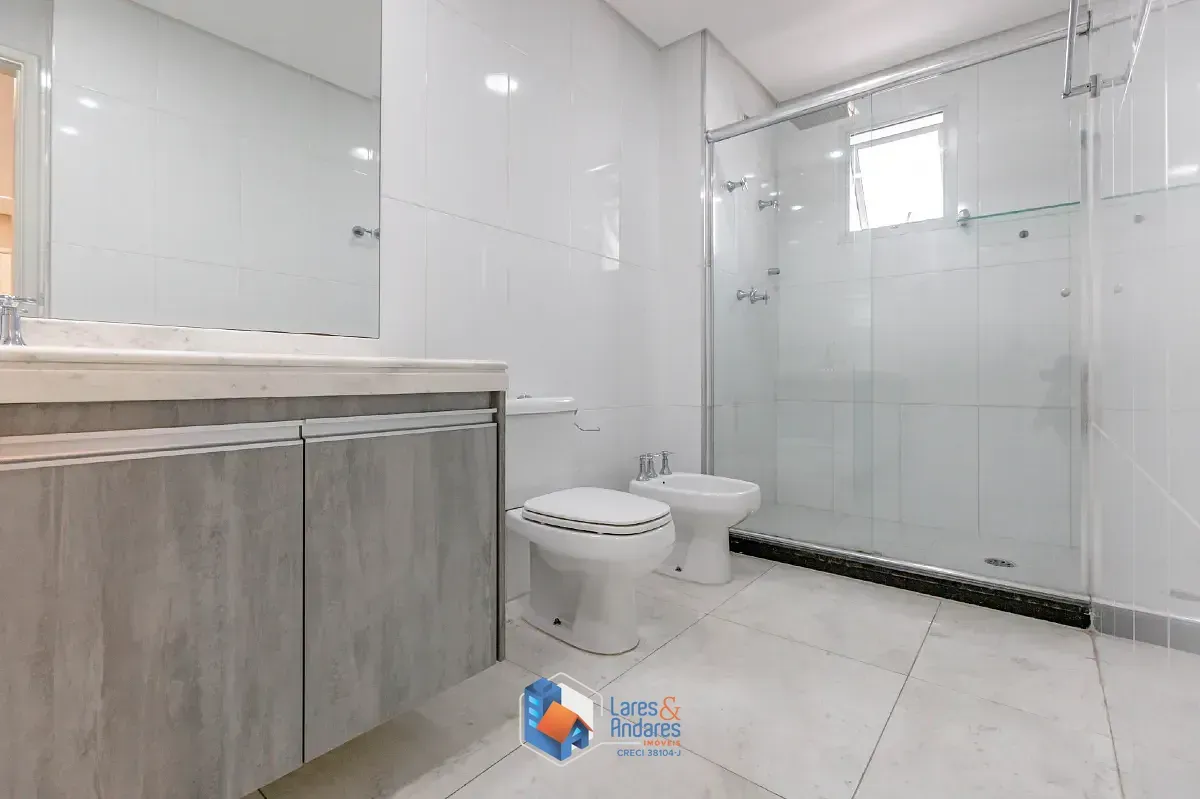 Imagem Apartamento para venda em Aclimação com 3 quartos, sendo 2 suítes, 234m²