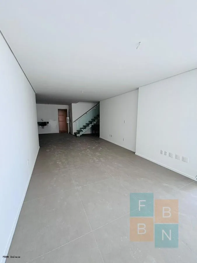 Imagem Cobertura Duplex para Venda em Rio de Janeiro / RJ no bairro Barra da Tijuca