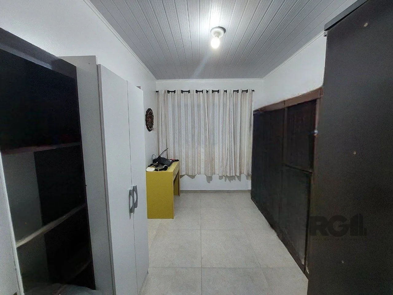 Imagem Casa com 3 quartos, no Bairro Ipanema - Porto Alegre/RS.