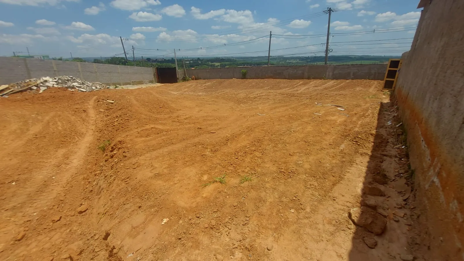 Imagem Excelente Galpão com 360m² Chacara Reunidas São Jorge-Sorocaba/SP