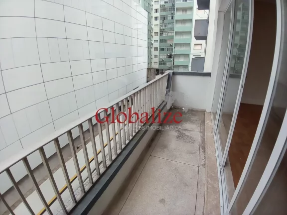 Imagem Apartamento à venda com 180m², 3 quartos, 1 suíte, 4 banheiros, 1 vaga no José Menino em Santos por RS695.000,00