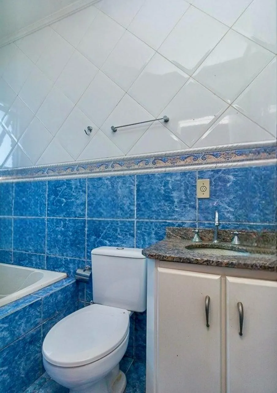 Imagem Casa 3 dormitorio com 230m2 pátio com piscina no bairro Itu Sabará