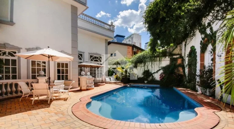 Imagem Casa de Condomínio em Alphaville Residencial Plus - Barueri