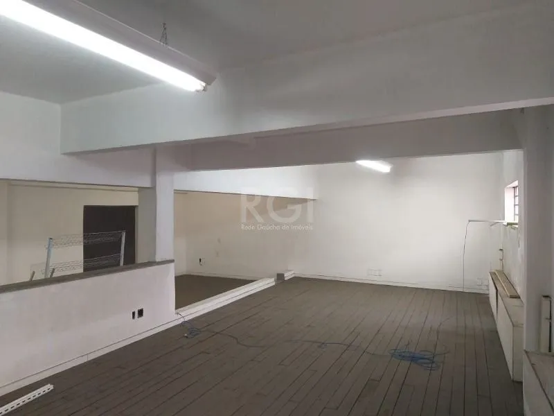Imagem Loja para Locação na av crsitóvao prox total - 600m²,