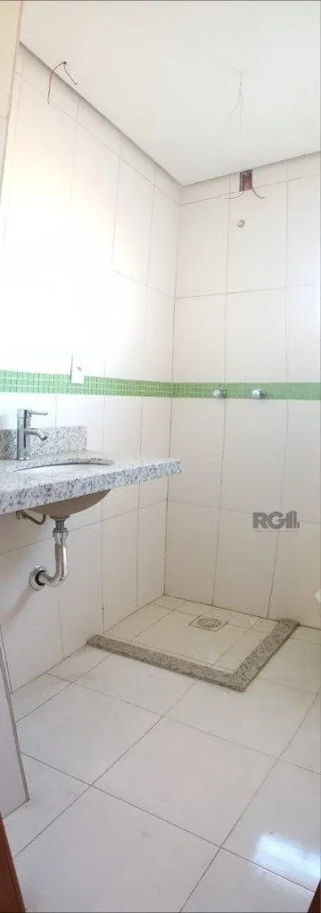 Imagem sobrado - 3 dorms. - 2 vagas - 234,35 m² - Mário Quintana