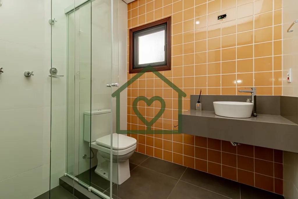 Imagem Apartamento desocupado, 2 dormitórios sendo um suíte, 88m2 privativos, living com sacada e churras...