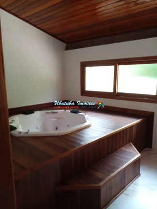 Imagem Linda Casa com 2700 metros de área verde