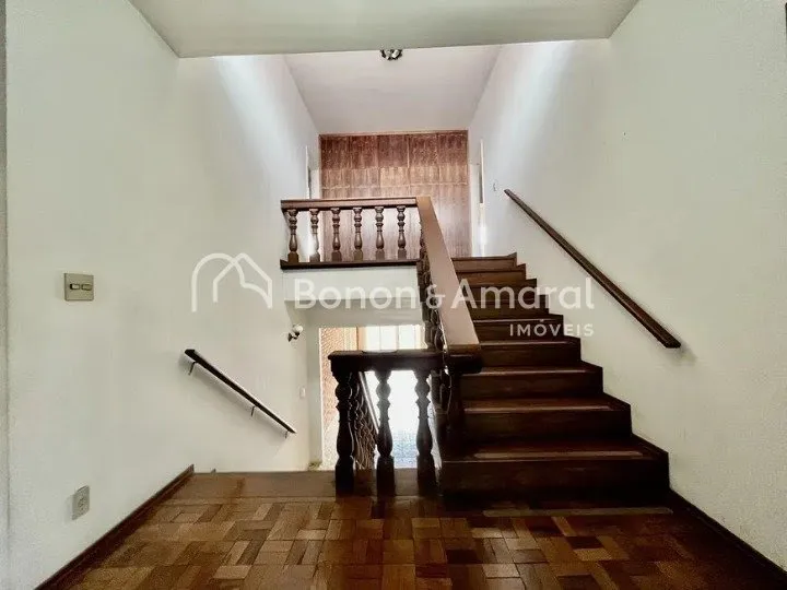 Imagem Casa com 5 Quartos à Venda - Jardim Nossa Senhora Auxiliadora