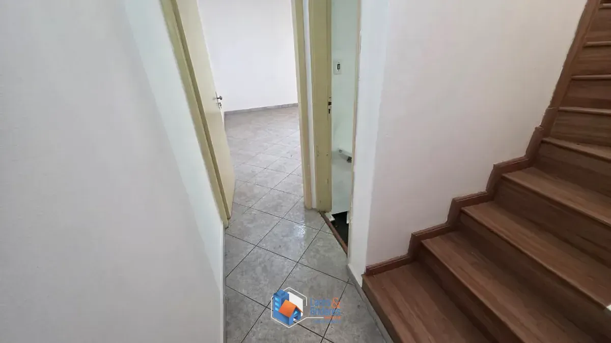 Imagem Sobrado para venda em Vila Paiva com 3 quartos, sendo 1 suíte, 216m²