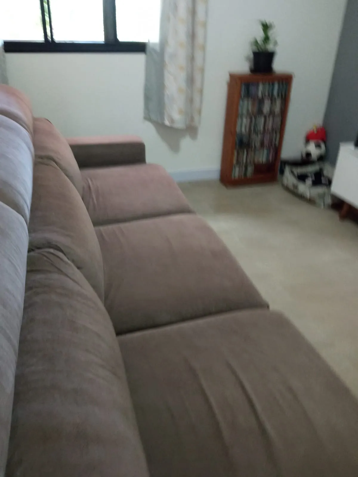 Imagem Somente R$ 650.000mil Casa com 300m²,3 Dor, sendo uma Suite 800m² de Terreno em Condomínio Aquários Araçoiaba Da Serra/SP