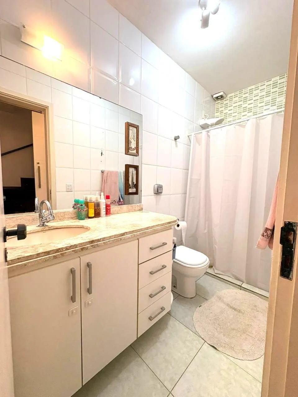 Imagem Casa sobrado de 3 dormitórios e 2 vagas