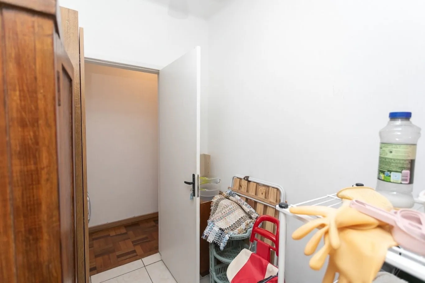 Imagem Vende-se apartamento com 3 quartos(1 suíte), 95m², sacada e 1 vaga - Bela Vista