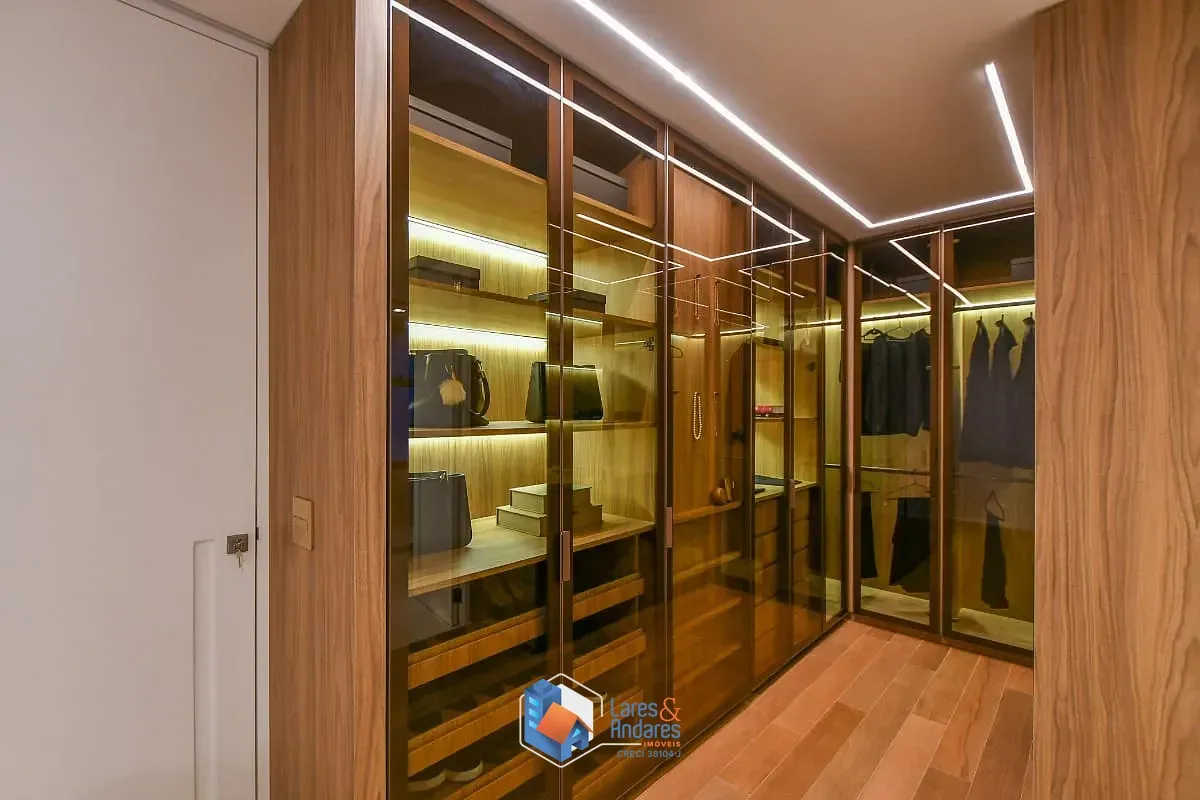 Imagem Apartamento para venda em Brooklin com 3 quartos, sendo 3 suítes, 213m²