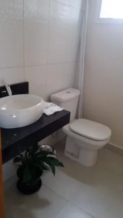 Imagem Linda casa a venda no condomínio Riviera de Santa Cristina III