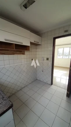 Imagem Apartamento 2 Dormitórios à Venda em Avenida Principal - 75m² com Suíte e Garagem
