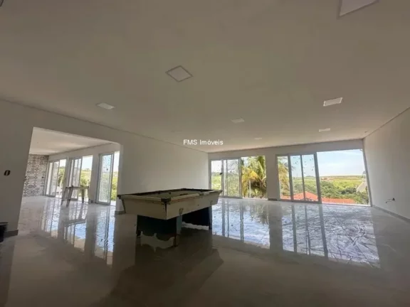 Imagem Casa com 6 dorm. sendo 4 suítes em Boituva - SP.