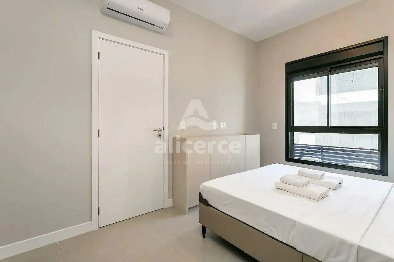 Imagem PRONTO PARA MORAR - Apartamento de 2 Dormitórios l 1 Suíte l Mobiliado l Florianópolis/SC