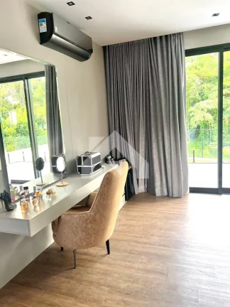 Imagem Casa de Condomínio em Caiapia - Cotia