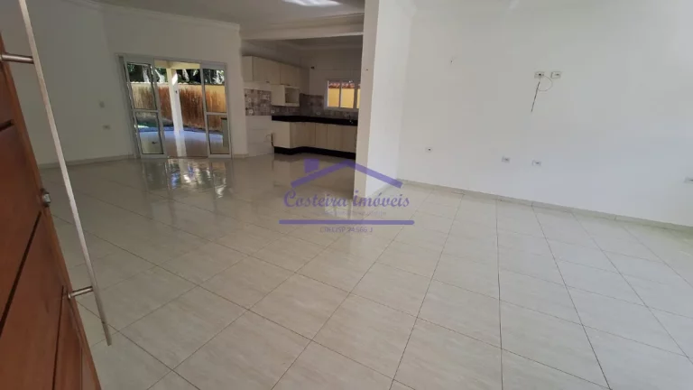 Imagem Excelente casa em Condomínio