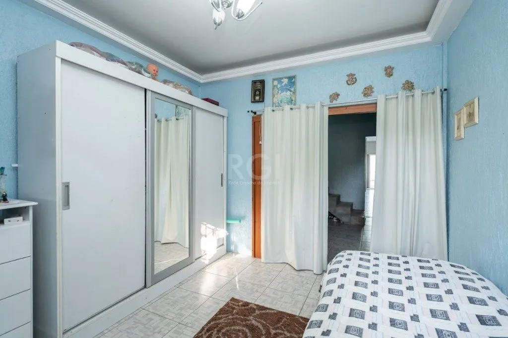 Imagem Casa para Venda - 259m², 4 dormitórios, sendo 1 suites, 4 vagas - Coronel Aparício Borges