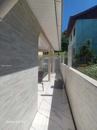 Imagem Casa para Venda em Concórdia, Petrópolis, 2 dormitórios, 1 banheiro, 1 vaga