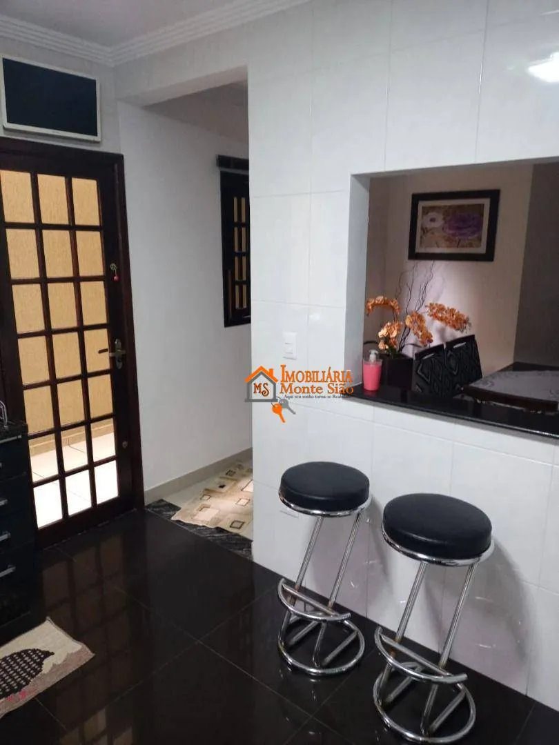Imagem Sobrado com 3 dormitórios à venda, 131 m² por R$ 954.000,00 - Jardim Santa Clara - Guarulhos/SP