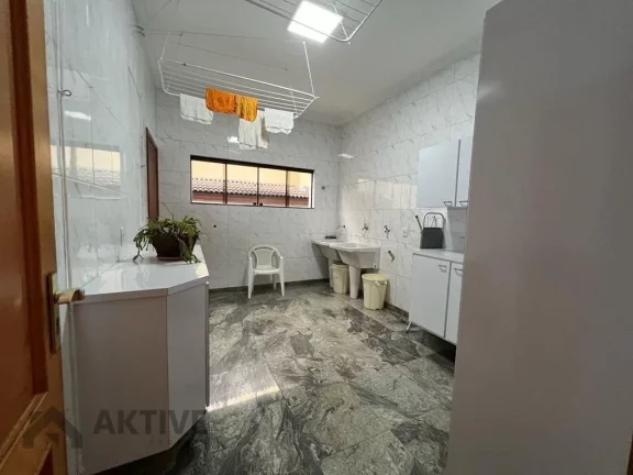 Imagem Casa de Condomínio em Tamboré - Santana de Parnaíba, SP