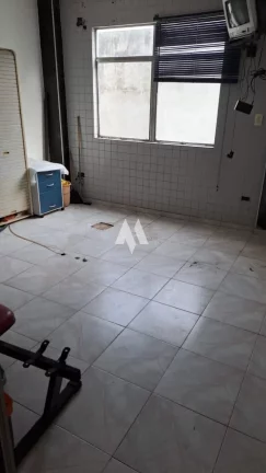 Imagem Sala Comercial à venda com 1 sala e pronta para uso no Centro de São Vicente/SP