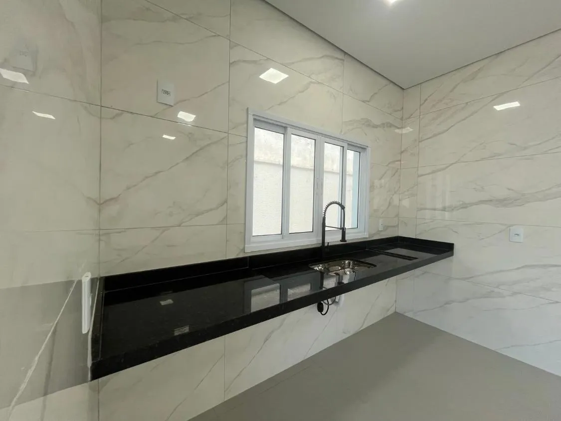 Imagem CASA NOVA ISOLADA LADO PRAIA 3 DORM COM PISCINA FINANCIAMENTO BANCARIO NO JAMAICA EM ITANHAEM