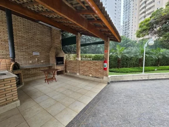 Imagem Apartamento à venda em Moema, com 3 quartos sendo1 suíte, 3 banheiros, 2 vagas, 130m² de área.