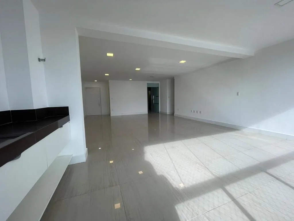 Imagem Apartamento à venda, 220 m² por R$ 2.399.995,00 - Altiplano Cabo Branco - João Pessoa/PB