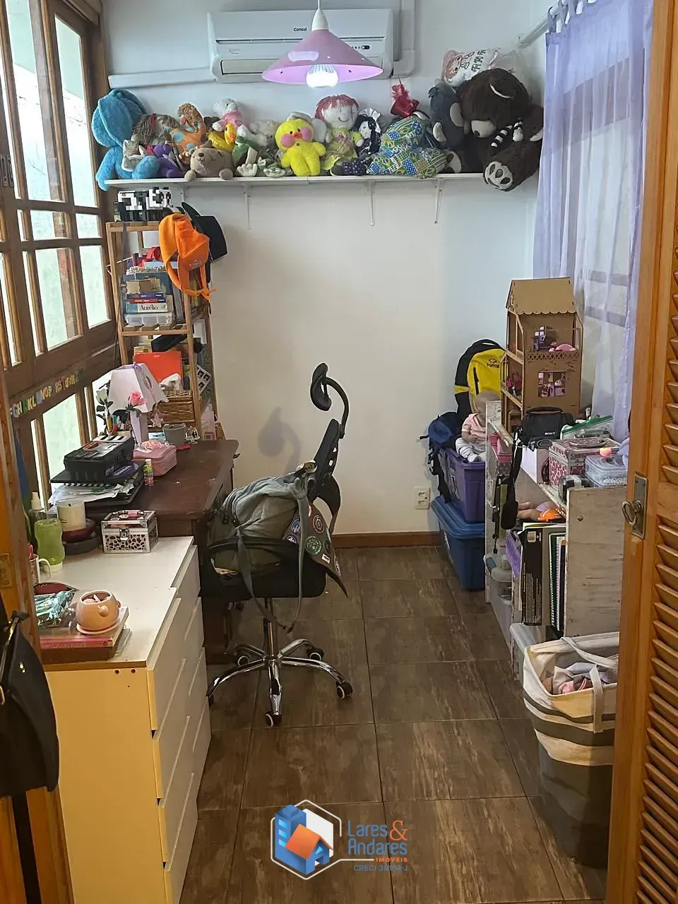 Imagem Casa para venda em Santana com 3 quartos, sendo 3 suítes, 175m²