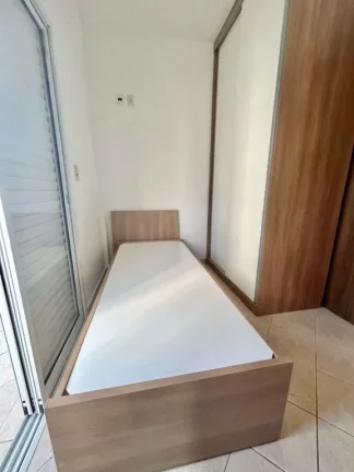 Imagem Apartamento aconchegante com 2 quartos, 2 suítes e localização estratégica, a 200 metros da praia, á venda na Imobiliaria Consulte Imoveis.