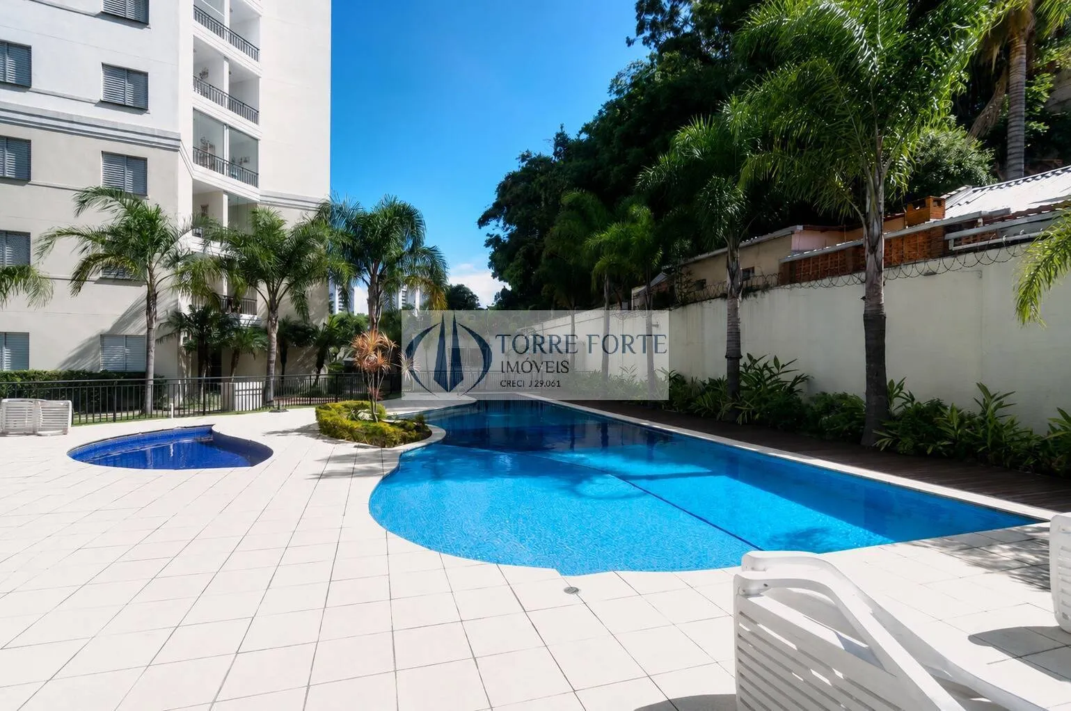Imagem Lindo Apartamento com 2 dormitorios 1 vaga , varanda na Vila Prudente.