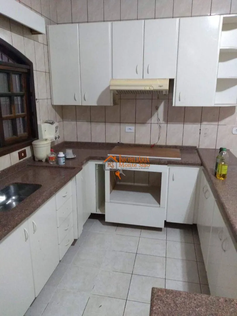 Imagem Sobrado com 5 dormitórios à venda, 200 m² por R$ 689.000,00 - Jardim Adriana - Guarulhos/SP