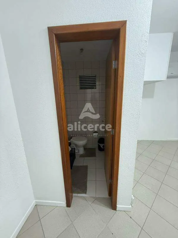 Imagem Sala à venda com , 43,9m² em Praia Comprida São José