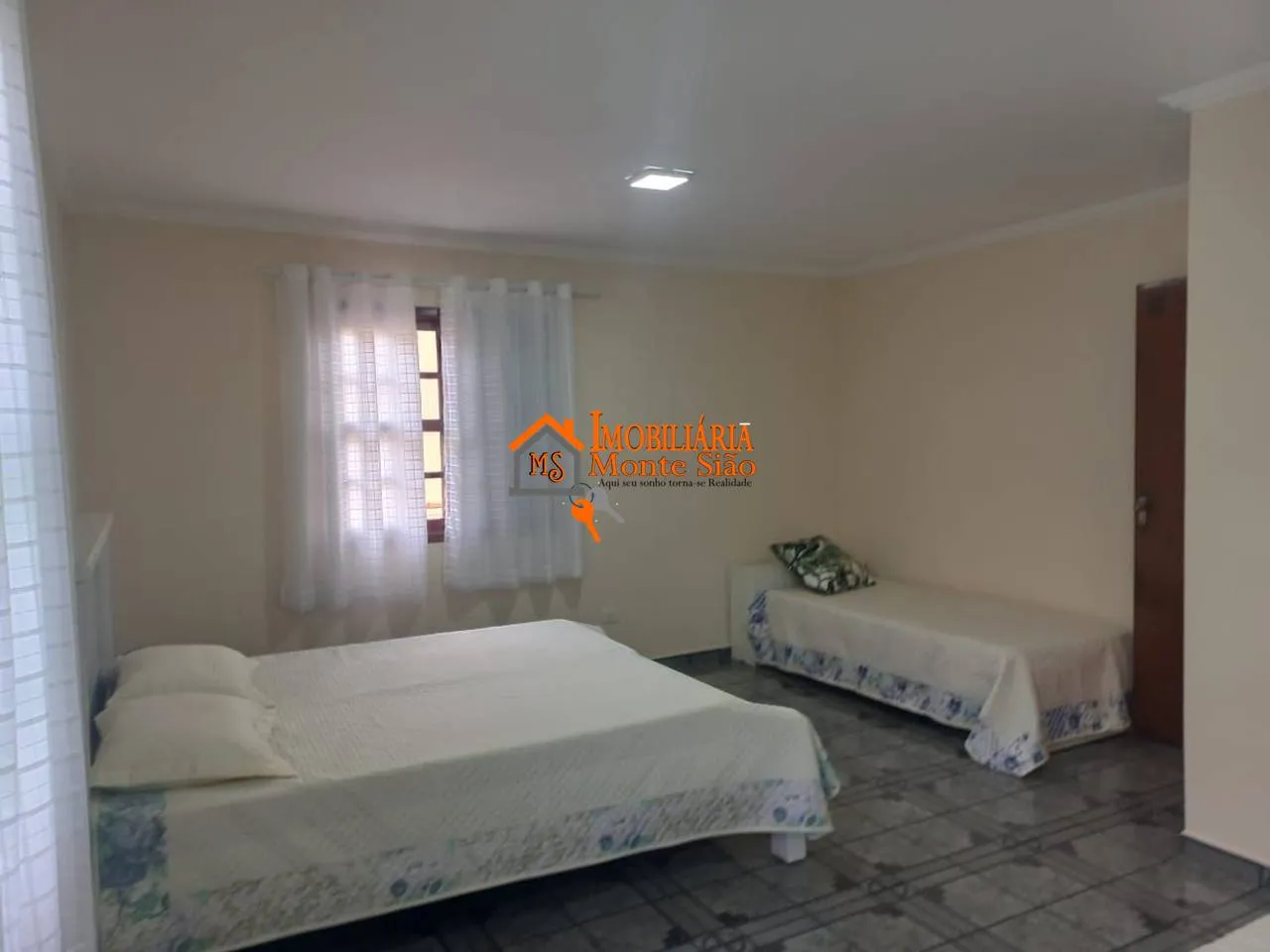 Imagem Sobrado com 3 dormitórios à venda, 164 m² por R$ 760.000,00 - Vila Rosália - Guarulhos/SP