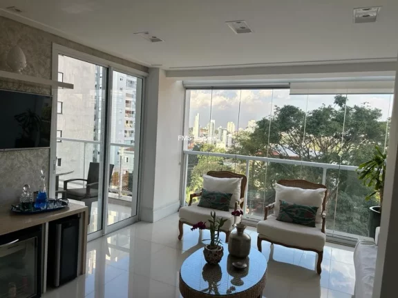Imagem Imperdível! Apartamento de luxo com 3 suítes e 4 vagas na Vila Mariana, SP - 236m² de pura elegância. Agende sua visita agora!