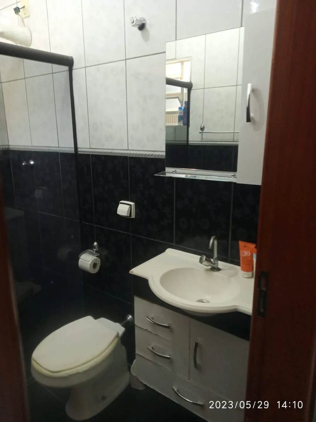 Imagem Casa à venda 2 Quartos, 1 Suite, 2 Vagas, 103M², Parque São Domingos, Pindamonhangaba - SP