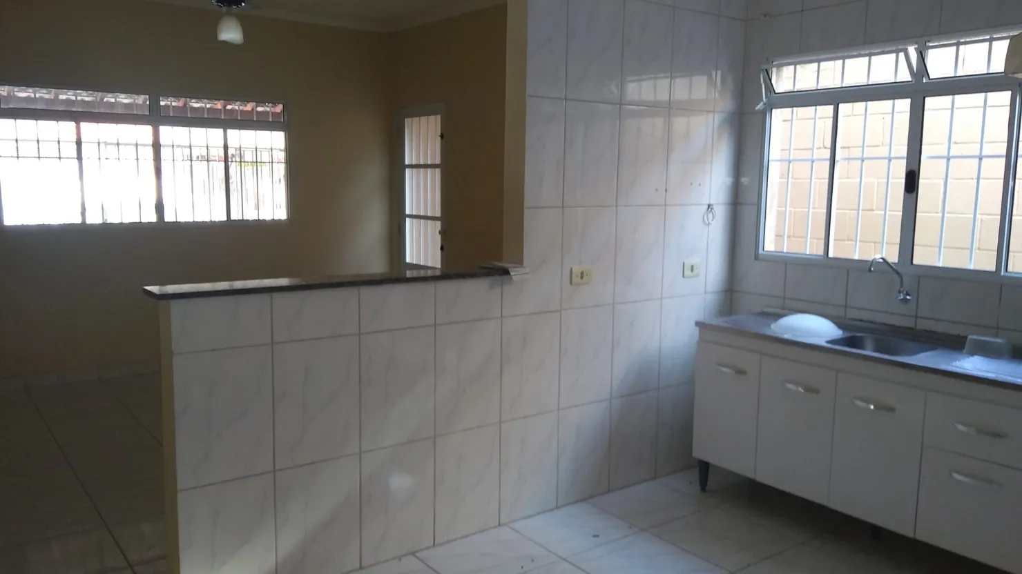 Imagem Casa à venda 2 Quartos, 2 Vagas, 125M², Mantiqueira, Pindamonhangaba - SP