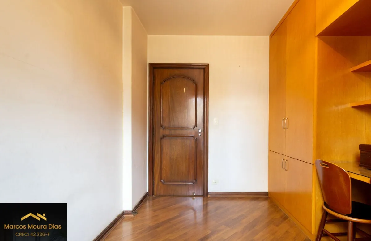 Imagem Apartamento em Perdizes, 4 Dormitórios ( 1 Suíte), 2 Vagas de Garagem. Edifício com Portaria 24 hs e Lazer