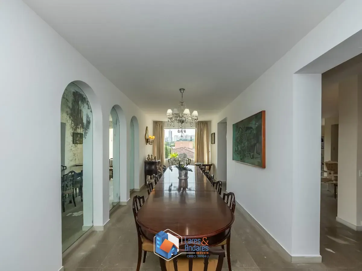 Imagem Casa para venda em Pacaembu com 3 quartos, 379m²