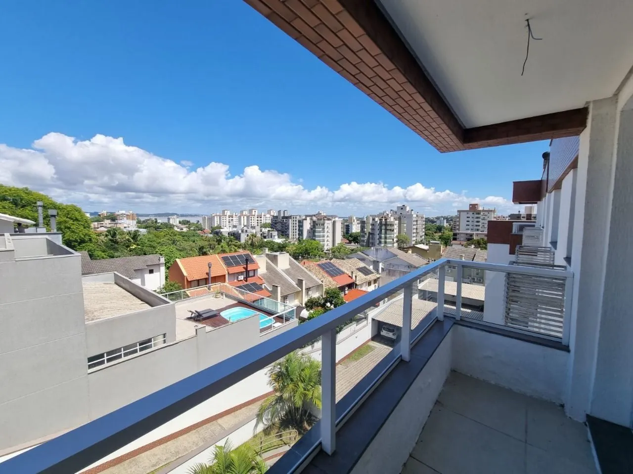 Imagem Apartamento 02 Dormitórios Com Sacada Bairro Tristeza