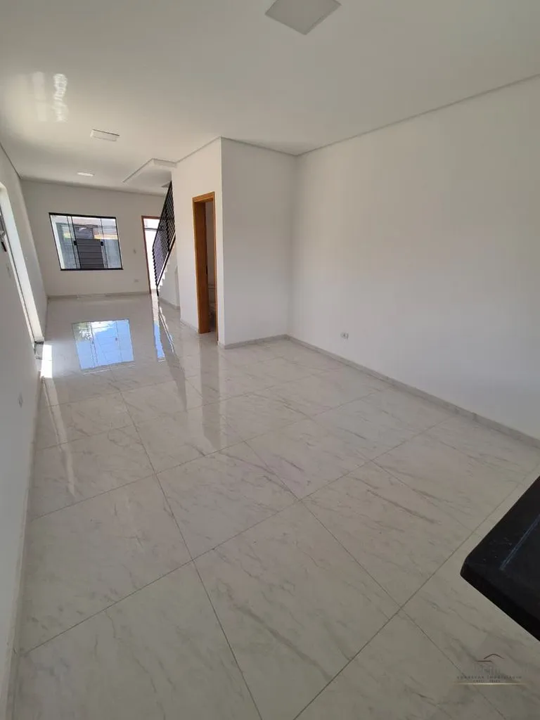 Imagem Sobrado à Venda com 2 suítes no bairro Jardim Florença, em Poços de Caldas - MG