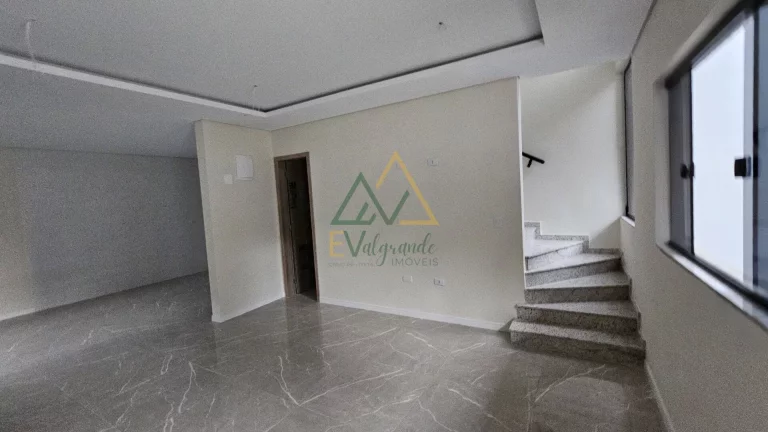 Imagem Sobrado à venda Bairro Alto Curitiba PR