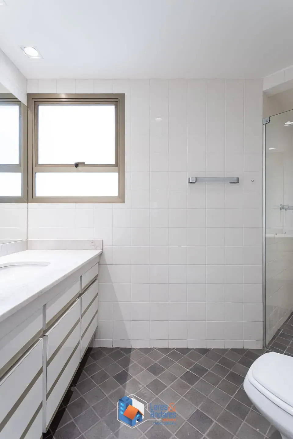 Imagem Apartamento para venda em Planalto Paulista com 3 quartos, sendo 1 suíte, 149m²