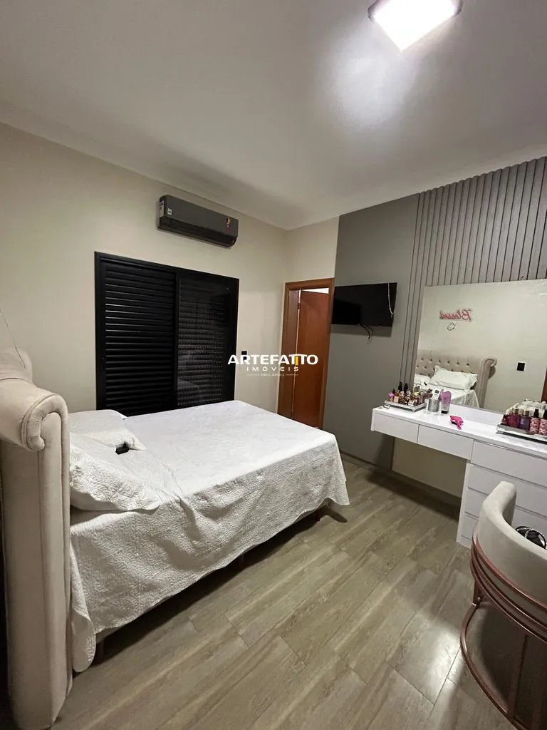 Imagem Sobrado à venda em Franca, Residencial Zanetti, com 3 quartos, 292m2