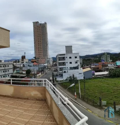 Imagem Prédio Comercial e Residencial 05 apartamentos e sala comercial em Camboriú - SC