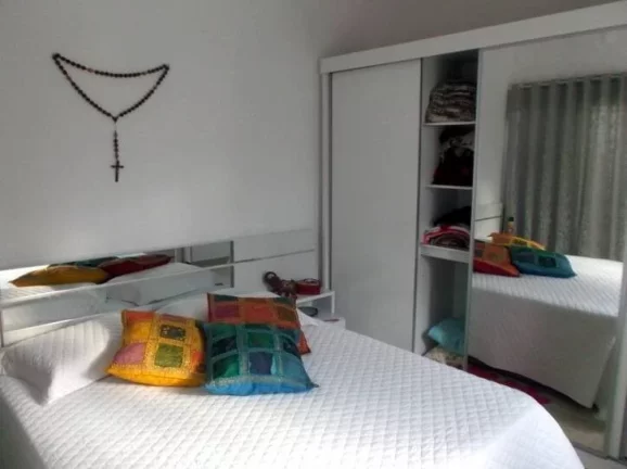 Imagem CASA 3 DORMITORIOS COM PISCINA